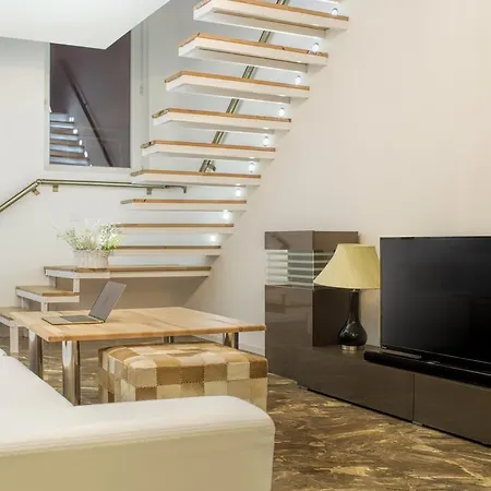 Suites By Networking Premium Coworking Apartmanhotel Szófia