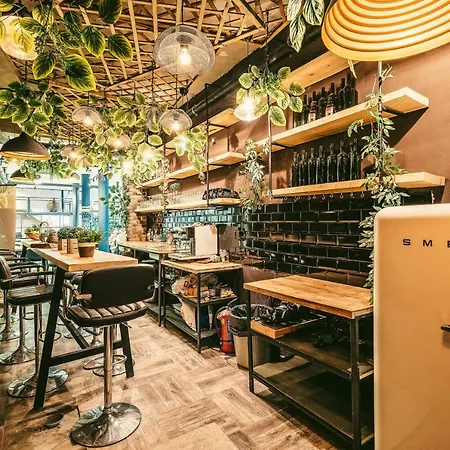 Apartmanhotel Suites By Networking Premium Coworking *